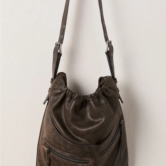 Gorgeous, Free People Tyra Bucket Bag❤️ NWOT - Picture 2 of 9